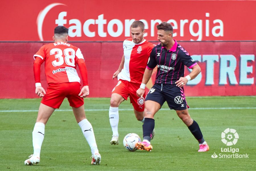 Crónica del Girona FC 1-0 CD Tenerife: "Al Tenerife le ganan, una vez más fuera de casa, con lo mínimo"