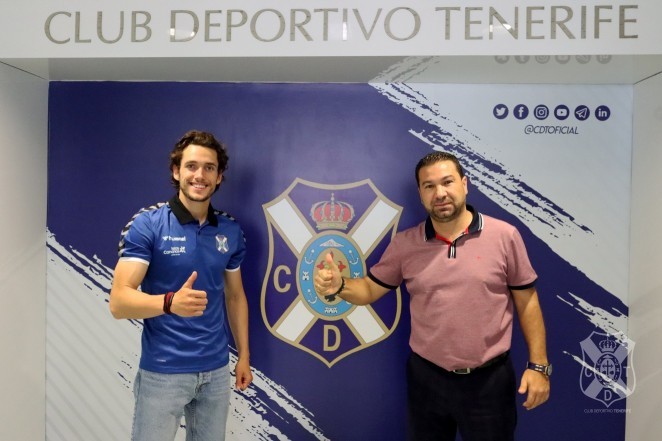 Alex Corredera, el tercer futbolista positivo en Co-Vid en el CD Tenerife