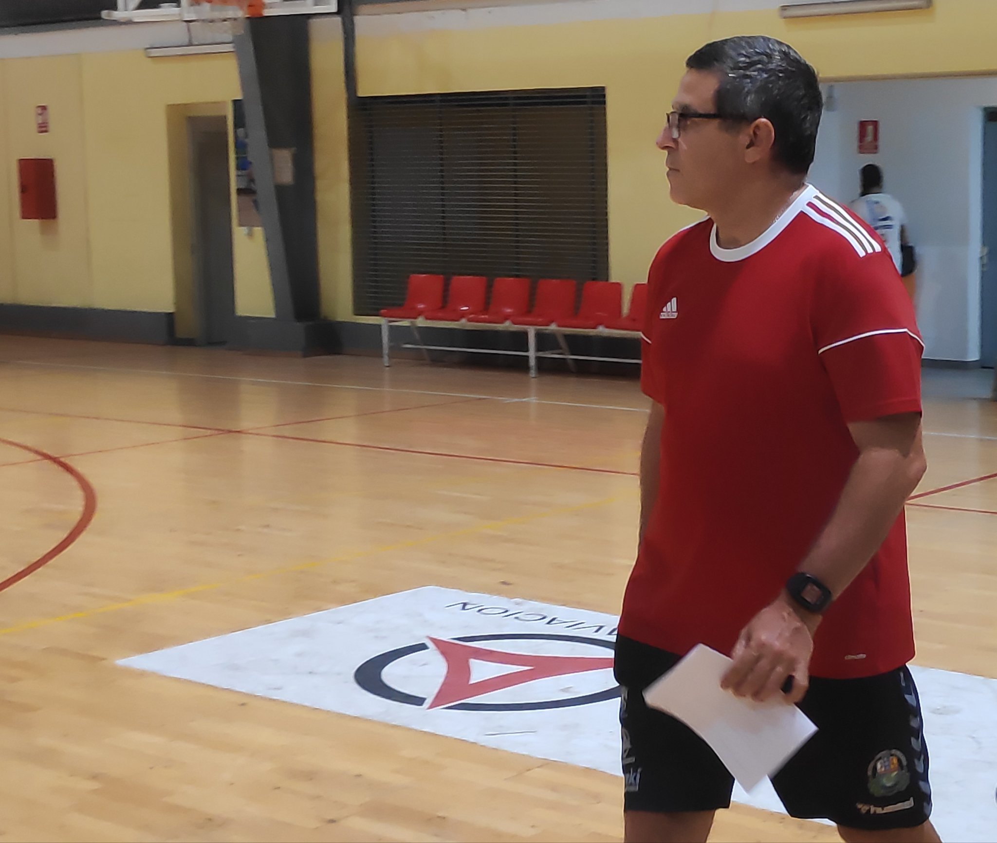 Óscar Pacheco, nuevo entrenador del Balonmano Salud