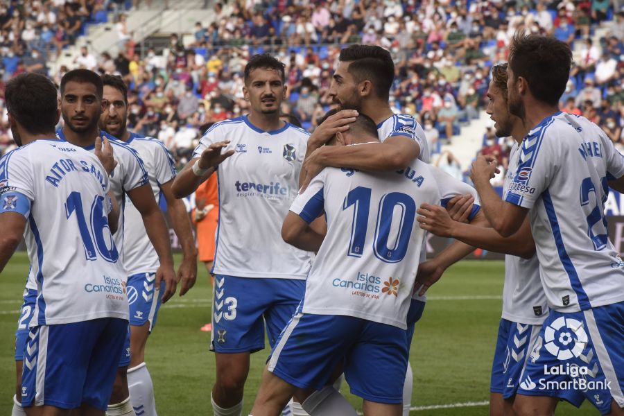 Tercer gol de Shashoua, 2º de Corredera y dos nuevos asistentes en el CD Tenerife