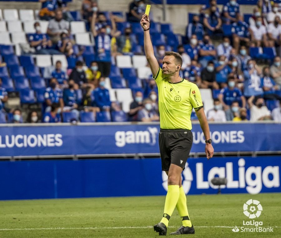 El cántabro López Toca, árbitro del Tenerife-Burgos de este lunes