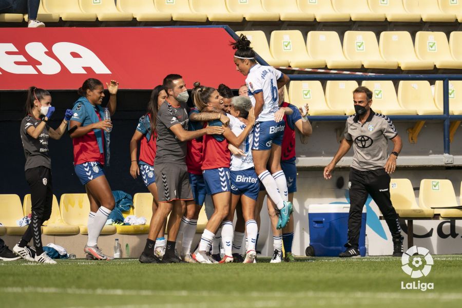 Crónica del Villarreal CF 0-2 UDG Tenerife: "Las guerreras logran su segunda victoria a domicilio consecutiva"