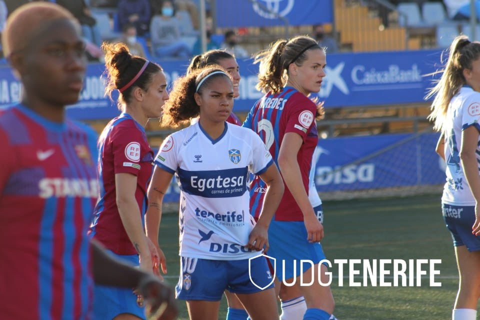 Gisela Robledo debuta con la UDG Tenerife