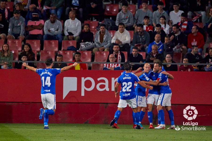 Crónica del Girona FC 0-1 CD Tenerife: "Un Tenerife de récord asalta Montilivi y da un paso de gigante hacia el playoff"