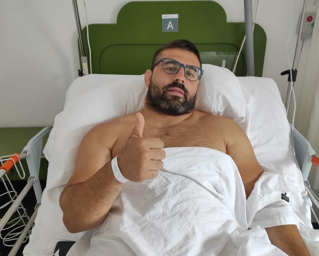 Ayoze Reyes intervenido con éxito de su lesión de rodilla