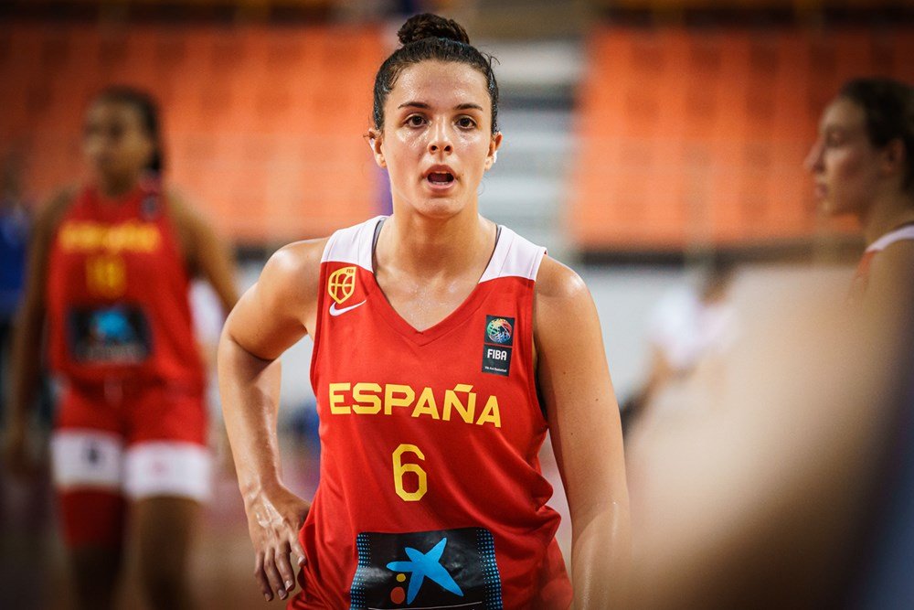 La tinerfeña Elena Buenavida, dos medallas este verano con las inferiores de España
