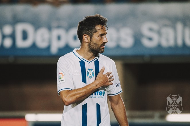 Aitor Sanz ya es el quinto jugador con más partidos en la historia del CD Tenerife
