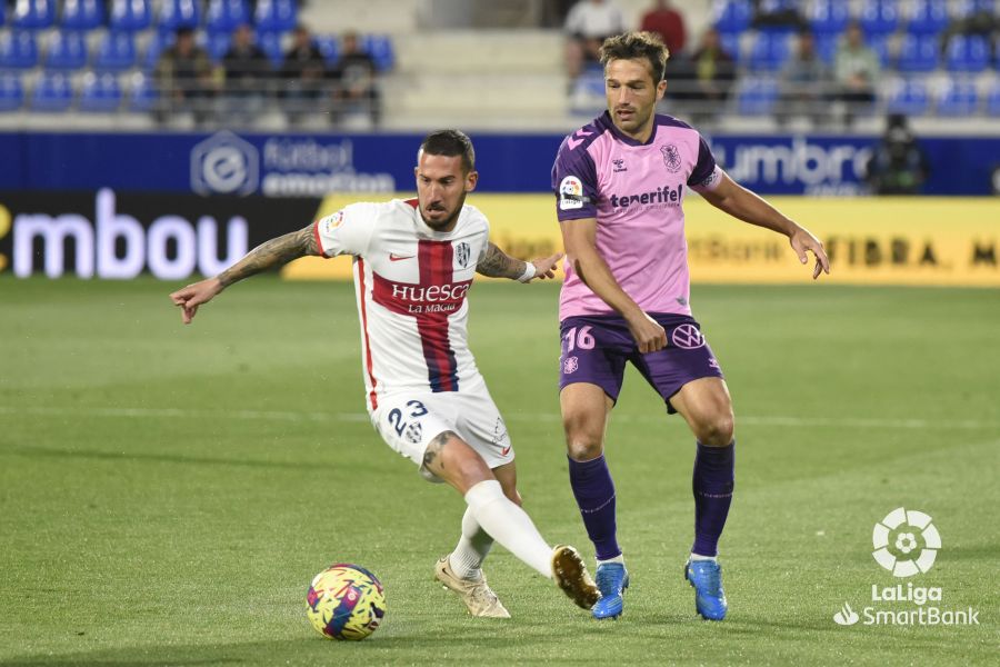 SD Huesca 1-1 CD Tenerife: "Al Tenerife solo le faltó eficacia para llevarse una merecida victoria de Huesca"