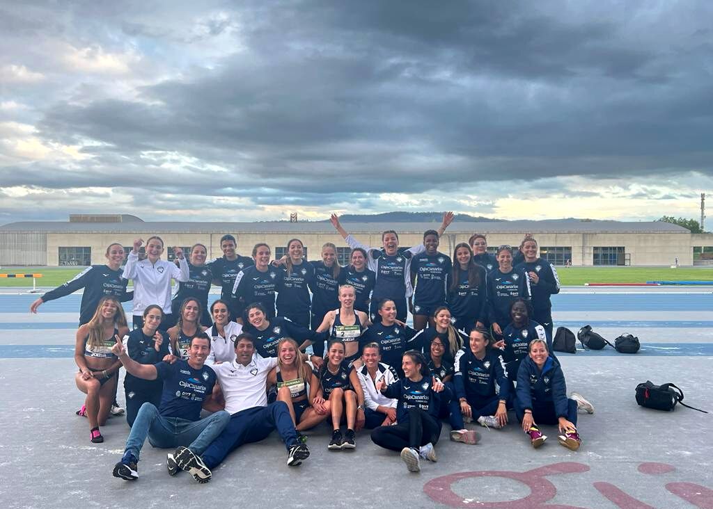 La escuadra femenina del Tenerife CajaCanarias, en la final por el ascenso a División de Honor
