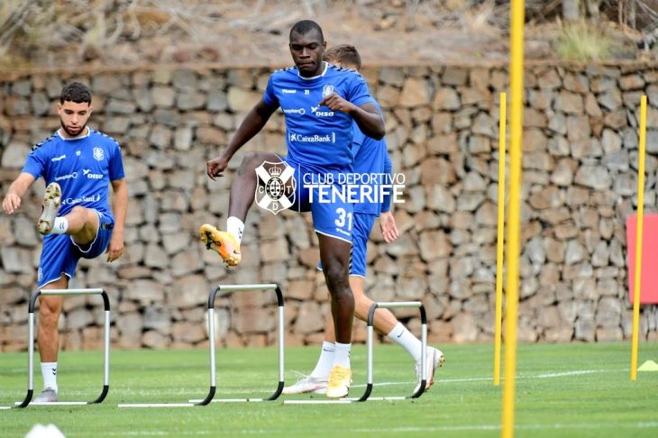El gambiano Omar Jaiteh regresa al CD Tenerife para reforzar al filial