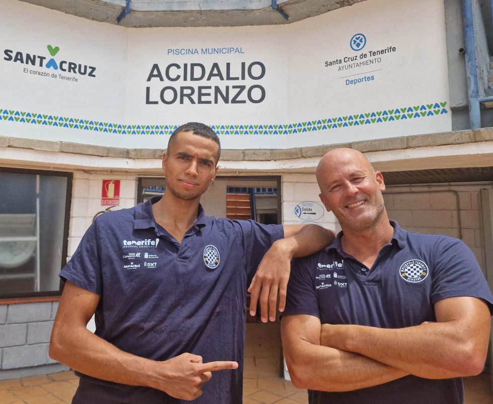 Ahmad Pérez renueva su compromiso con la portería del Santa Cruz Tenerife Echeyde
