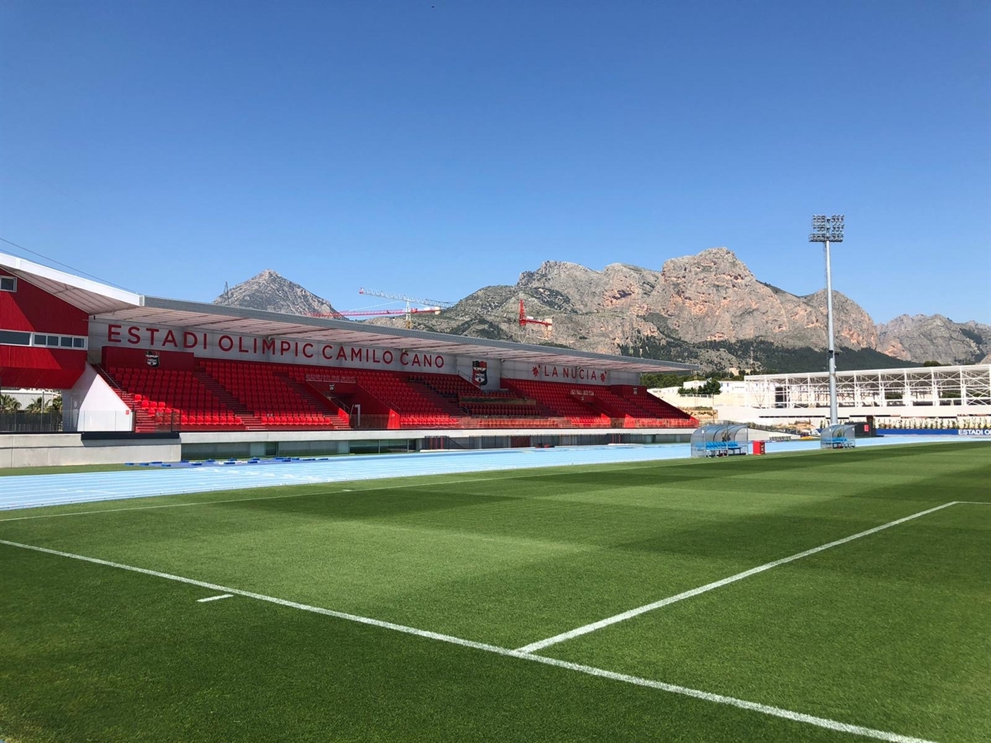 El amistoso Eldense-Tenerife de este miércoles se jugará a las 18:00 h.i. en el estadio de La Nucía