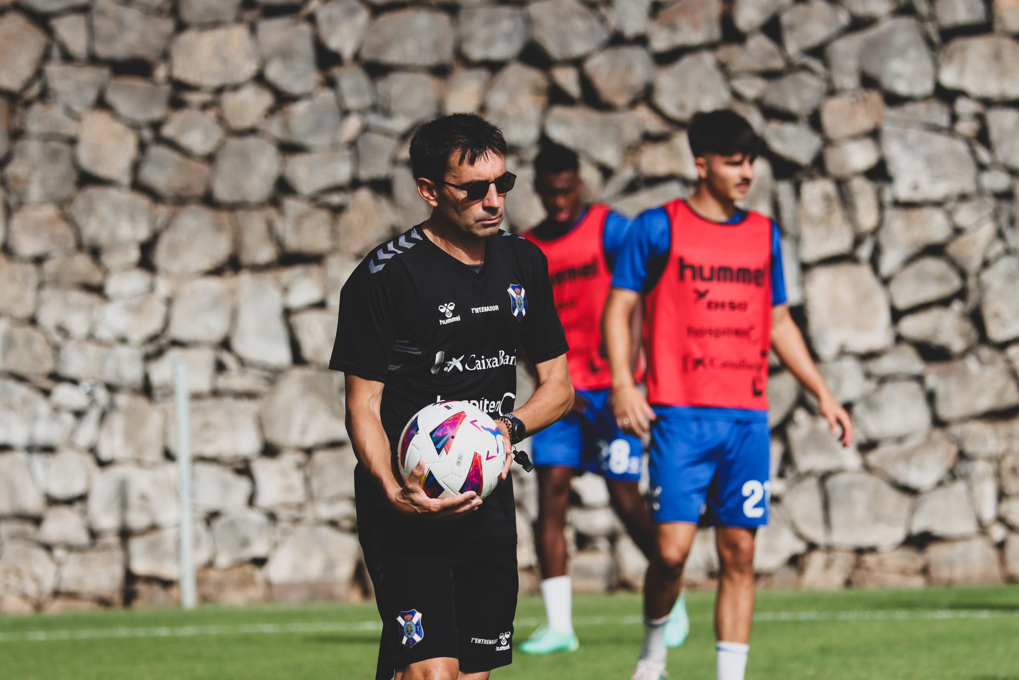 Asier Garitano: "Tengo claro quienes van a jugar. Ángel está disponible"