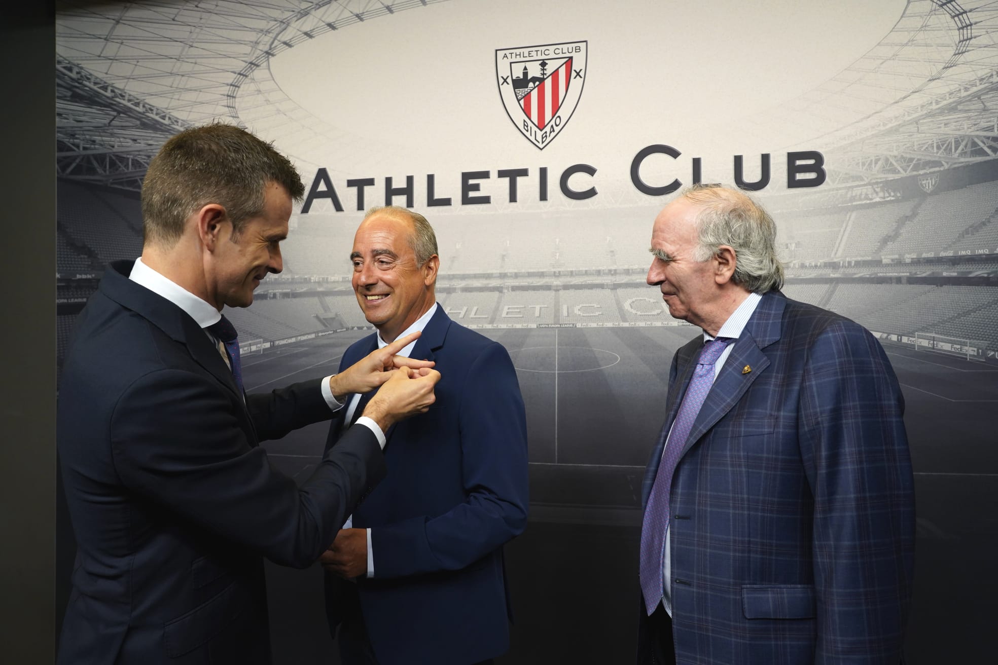El técnico del Lenovo Tenerife, Txus Vidorreta, galardonado por el Athletic