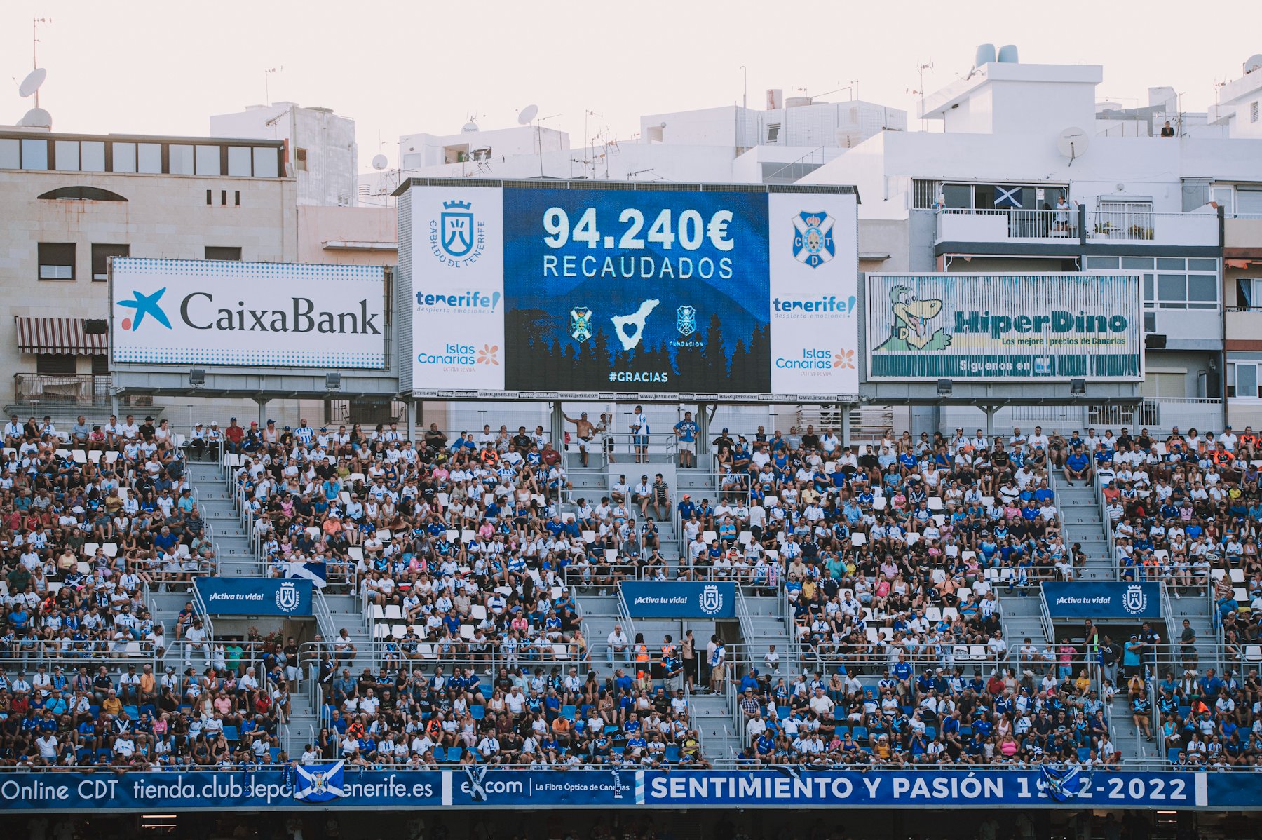 El CD Tenerife recauda 94.240 euros, tras una gran entrada de 18.848 espectadores en el Heliodoro