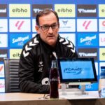 Joseba Etxeberria, técnico del Eibar y ex del Tenerife: “Al Tenerife cuesta una barbaridad generarles”