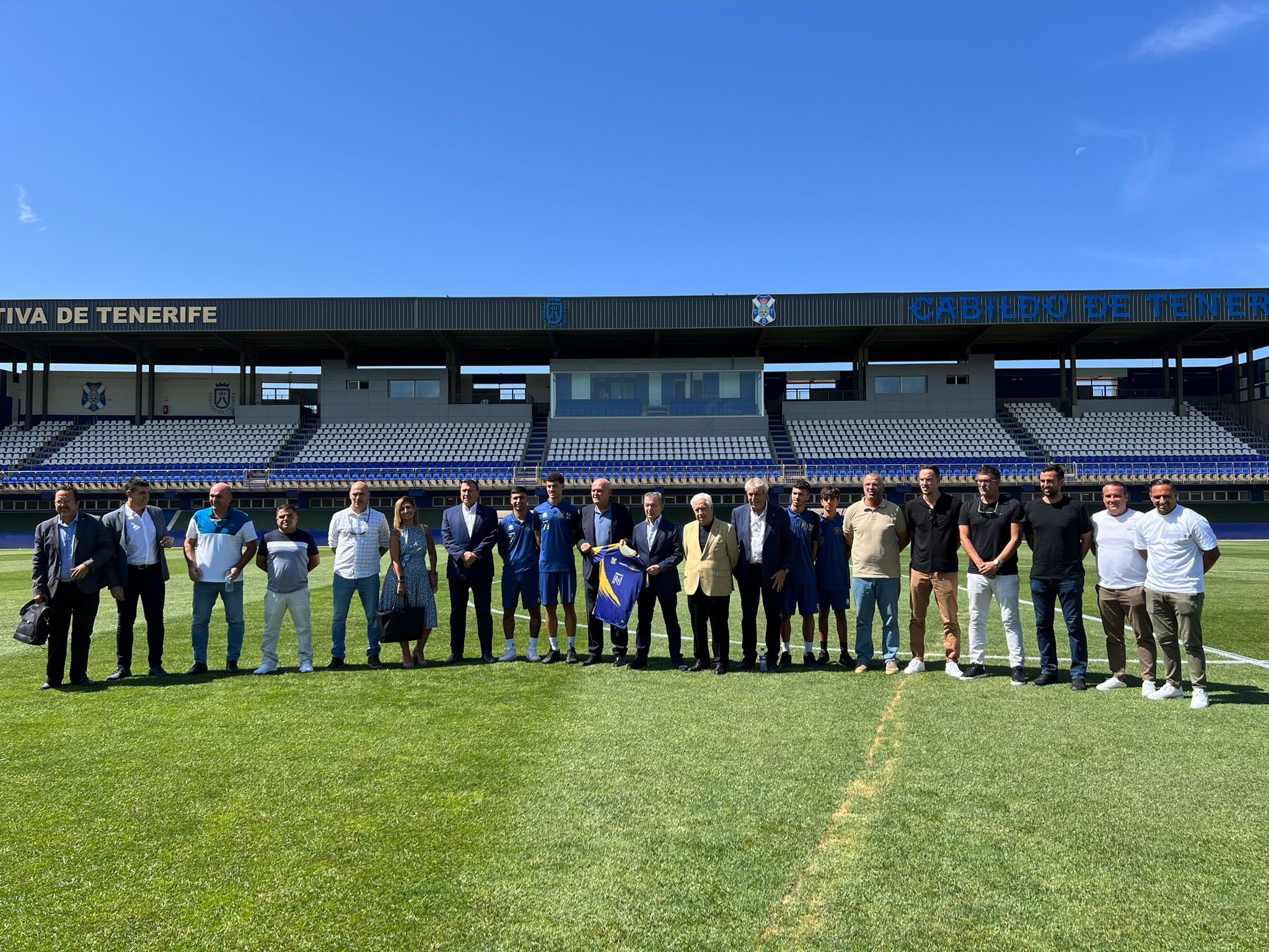 El Universitario FC, primer club grancanario que se une al convenio con el CD Tenerife