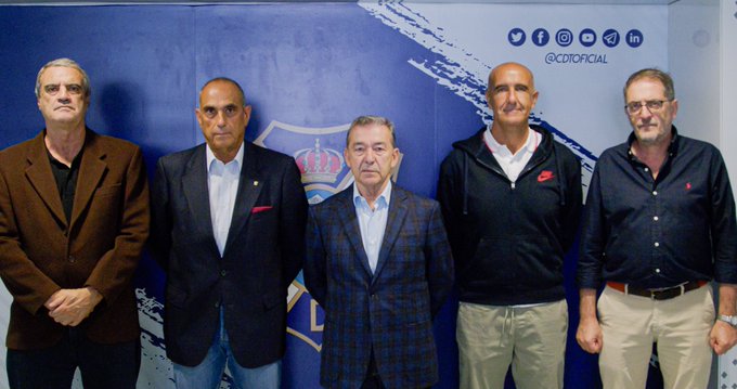 Convenio de colaboración entre la Asociación de Antiguos Jugadores y la Fundación del CD Tenerife